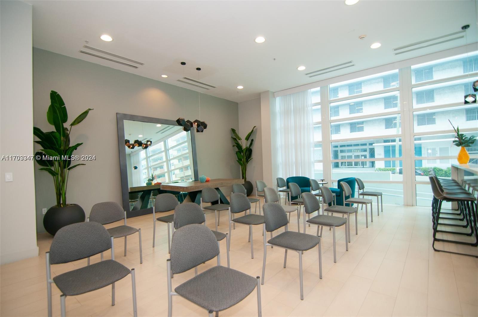 ONYX ON THE BAY CONDO - Residential Lease