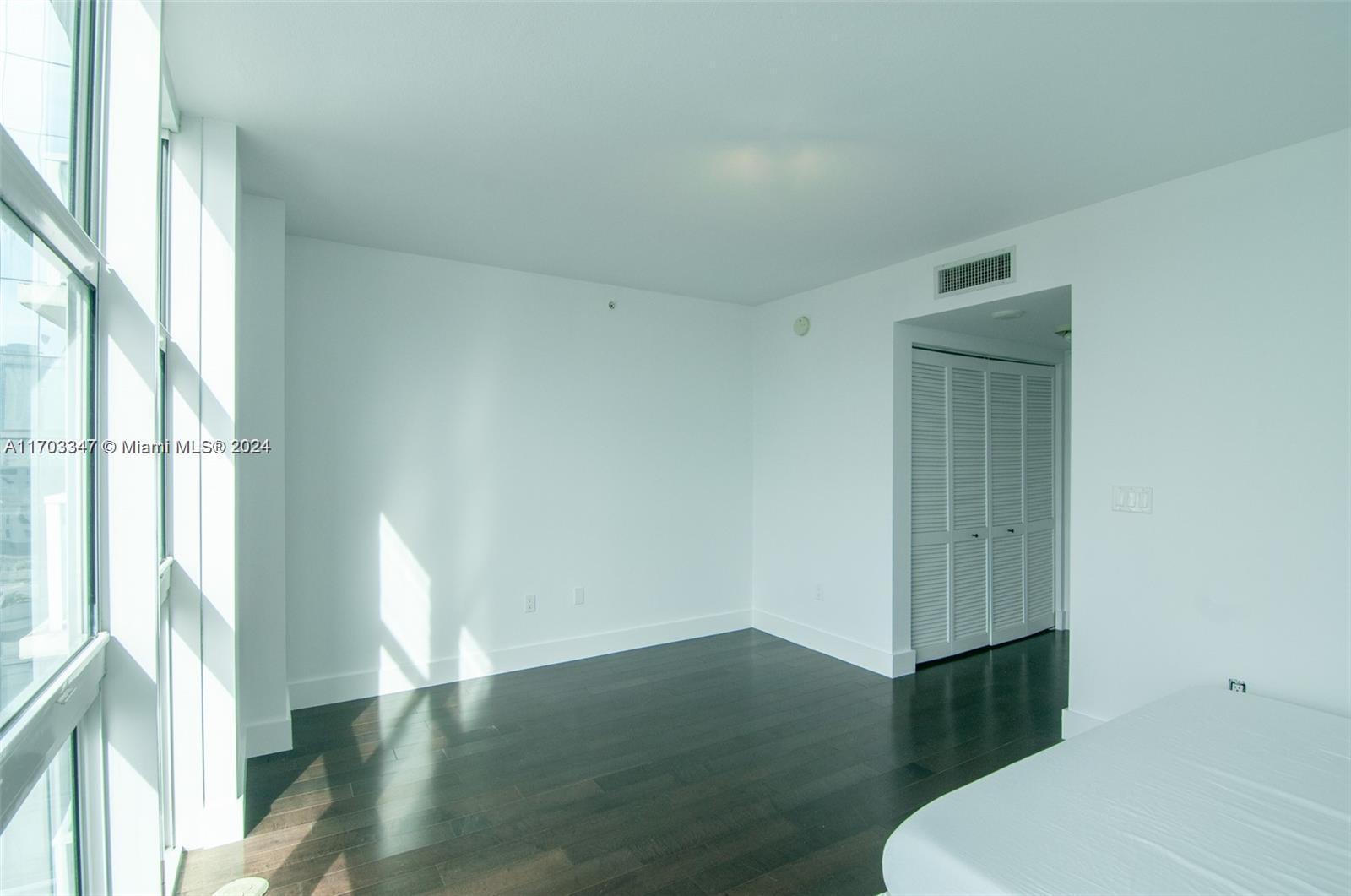 ONYX ON THE BAY CONDO - Residential Lease