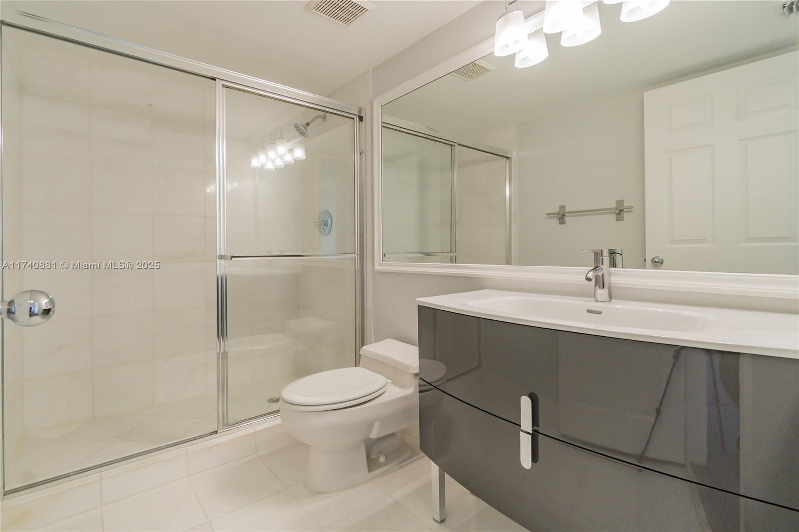 MYSTIC POINTE TOWER 500 - Residential