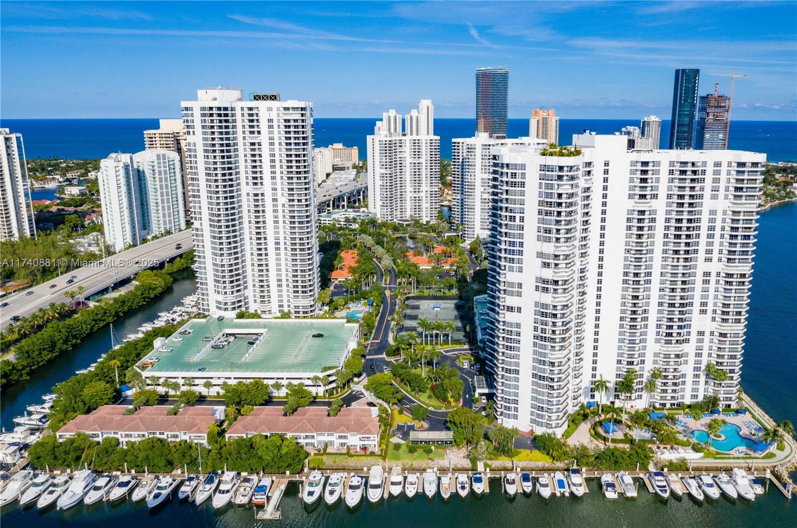 MYSTIC POINTE TOWER 500 - Residential