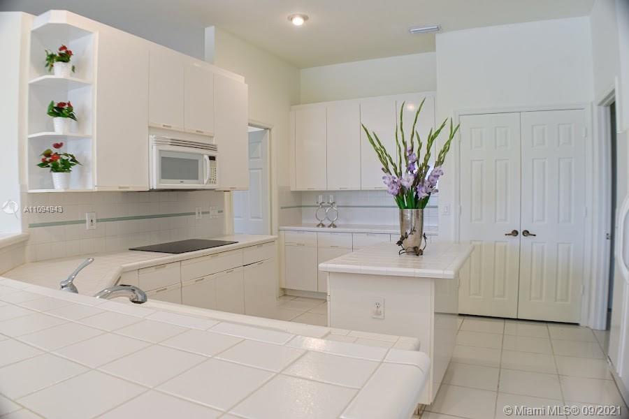 PASADENA AT PEMBROKE SHORE - Residential