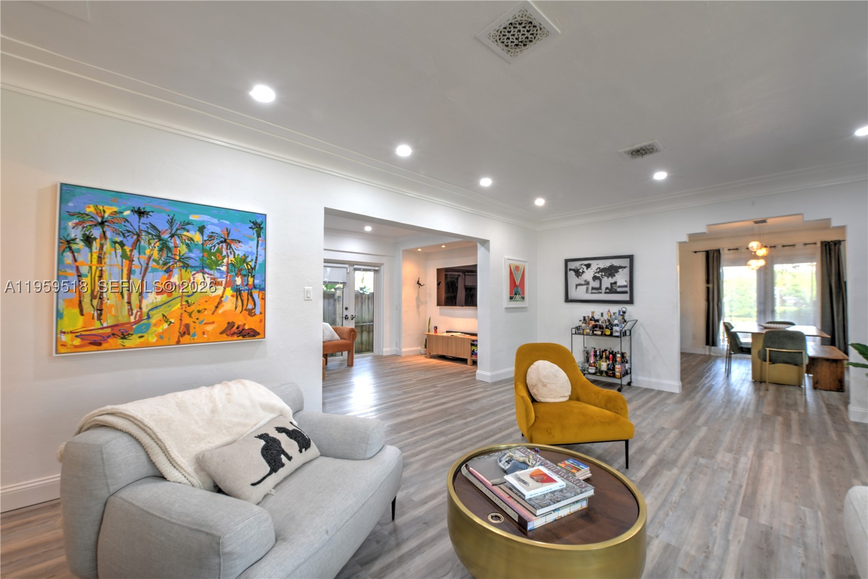 HOLLYWOOD - Residential