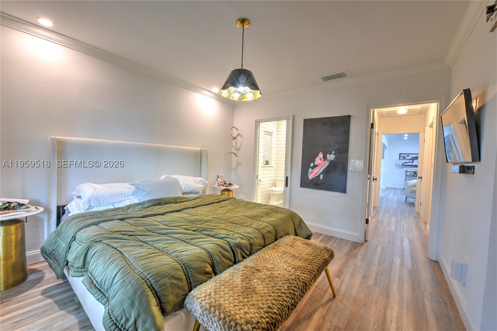 HOLLYWOOD - Residential