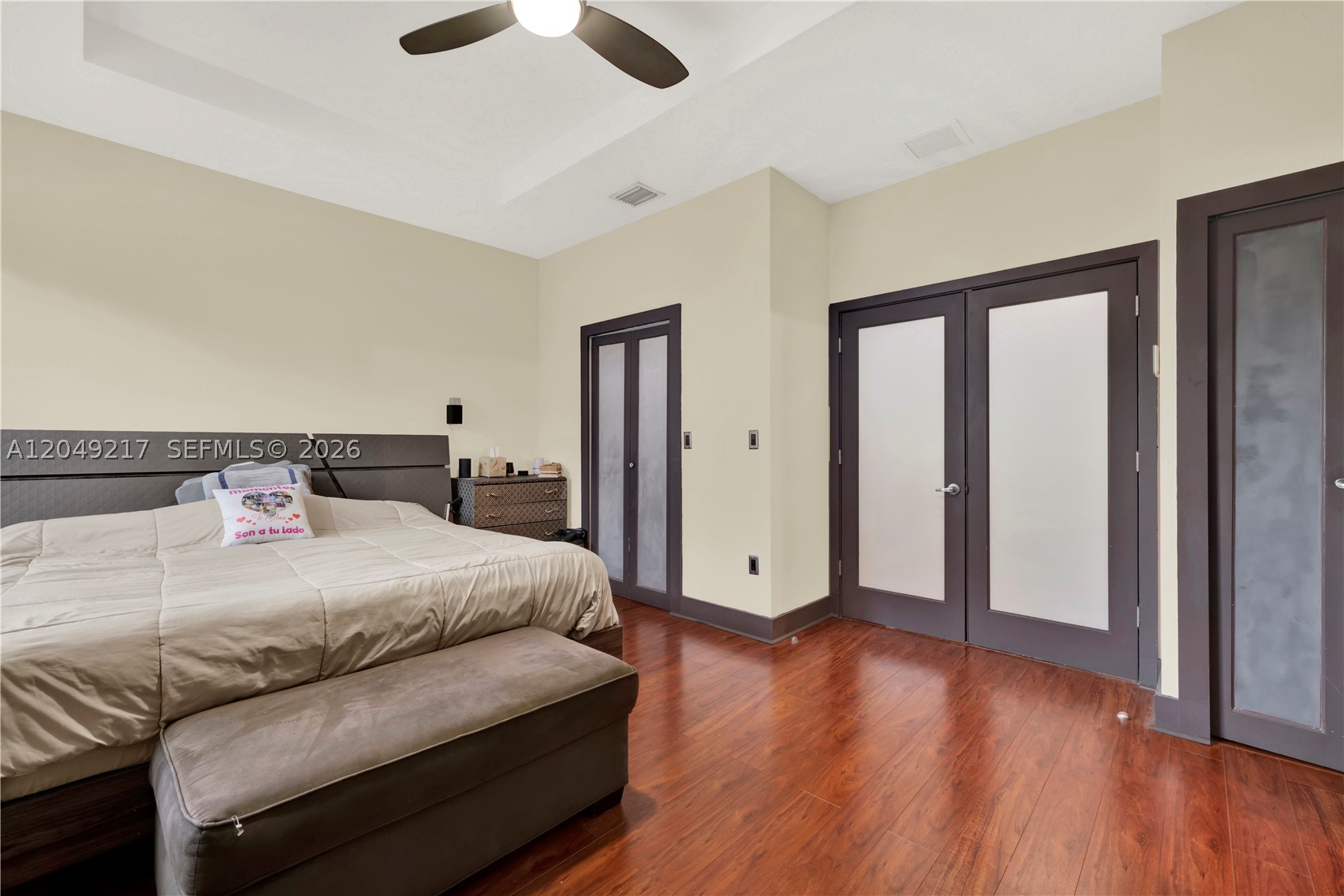 A B AT TAMIAMI TRAIL PHAS - Residential