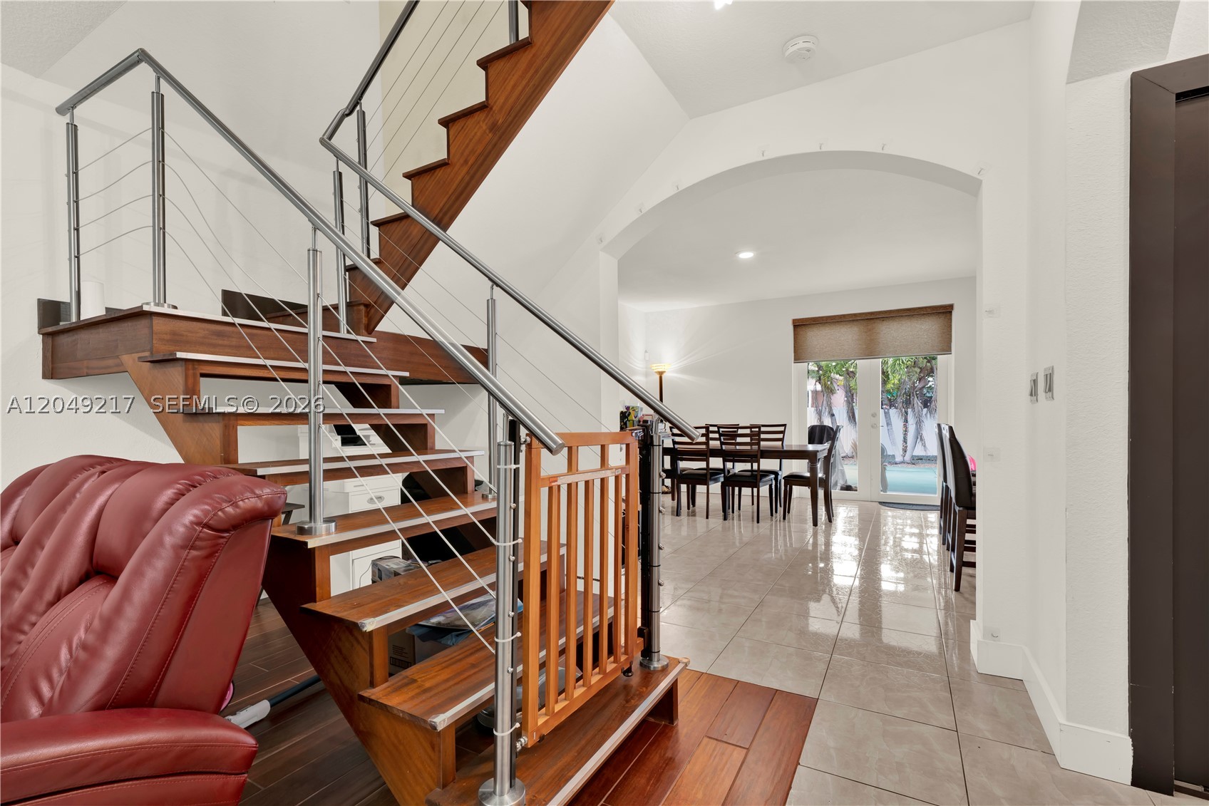 A B AT TAMIAMI TRAIL PHAS - Residential