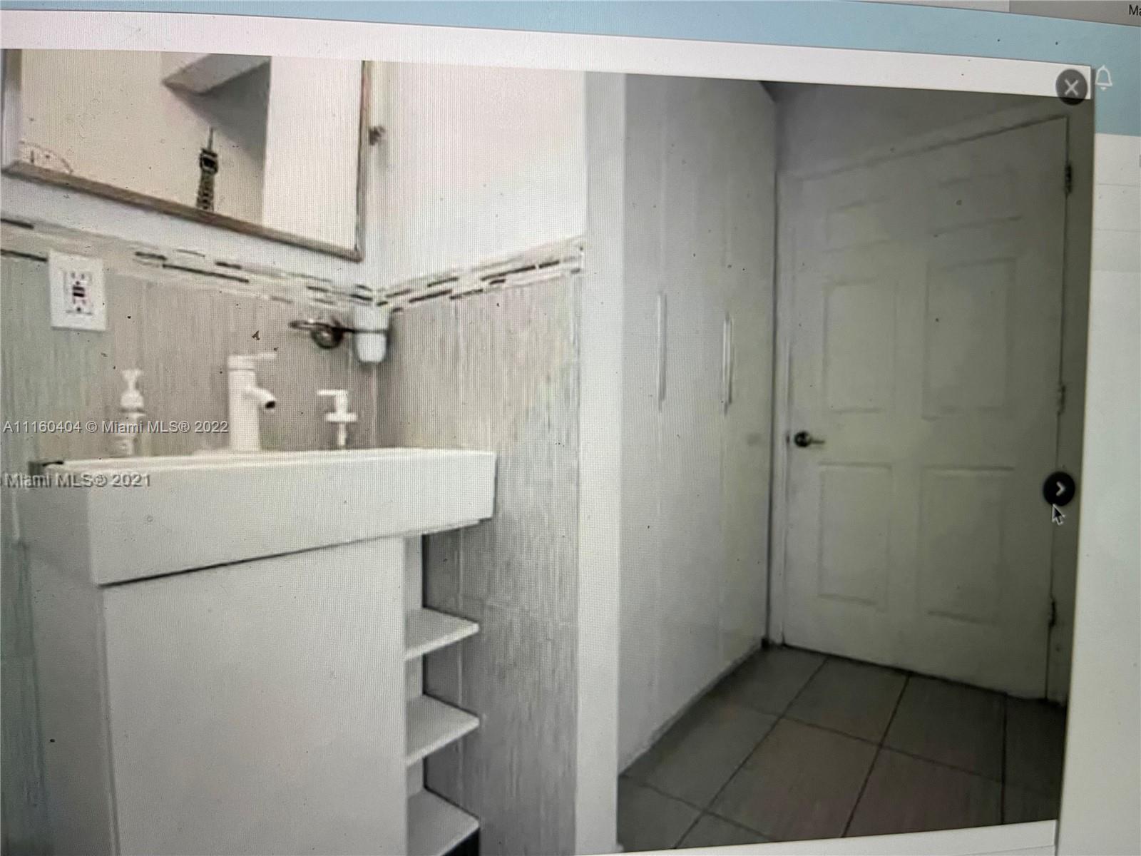 SUNSET TRAILS NO 4 - Residential Lease