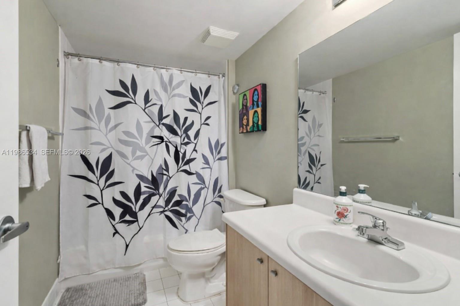 THE ASTON CONDO - Residential