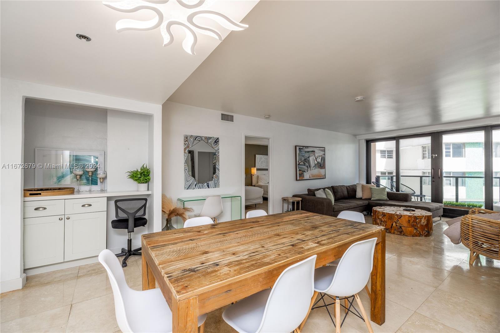 THE ALEXANDER CONDO - Residential
