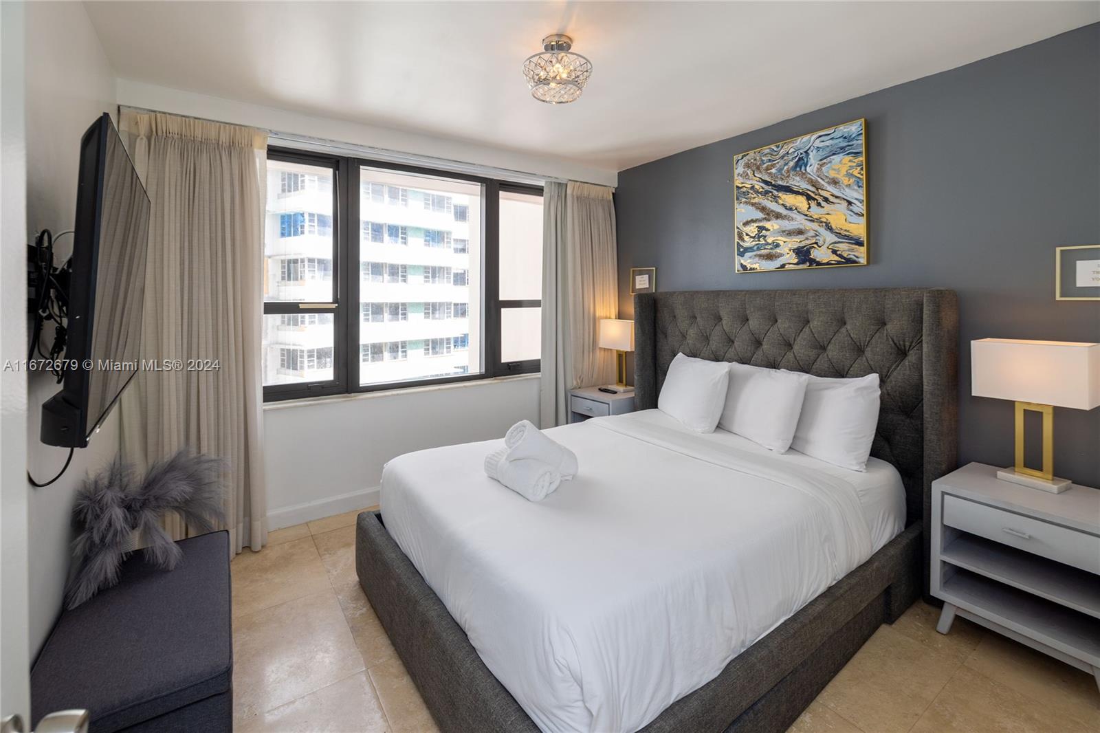 THE ALEXANDER CONDO - Residential