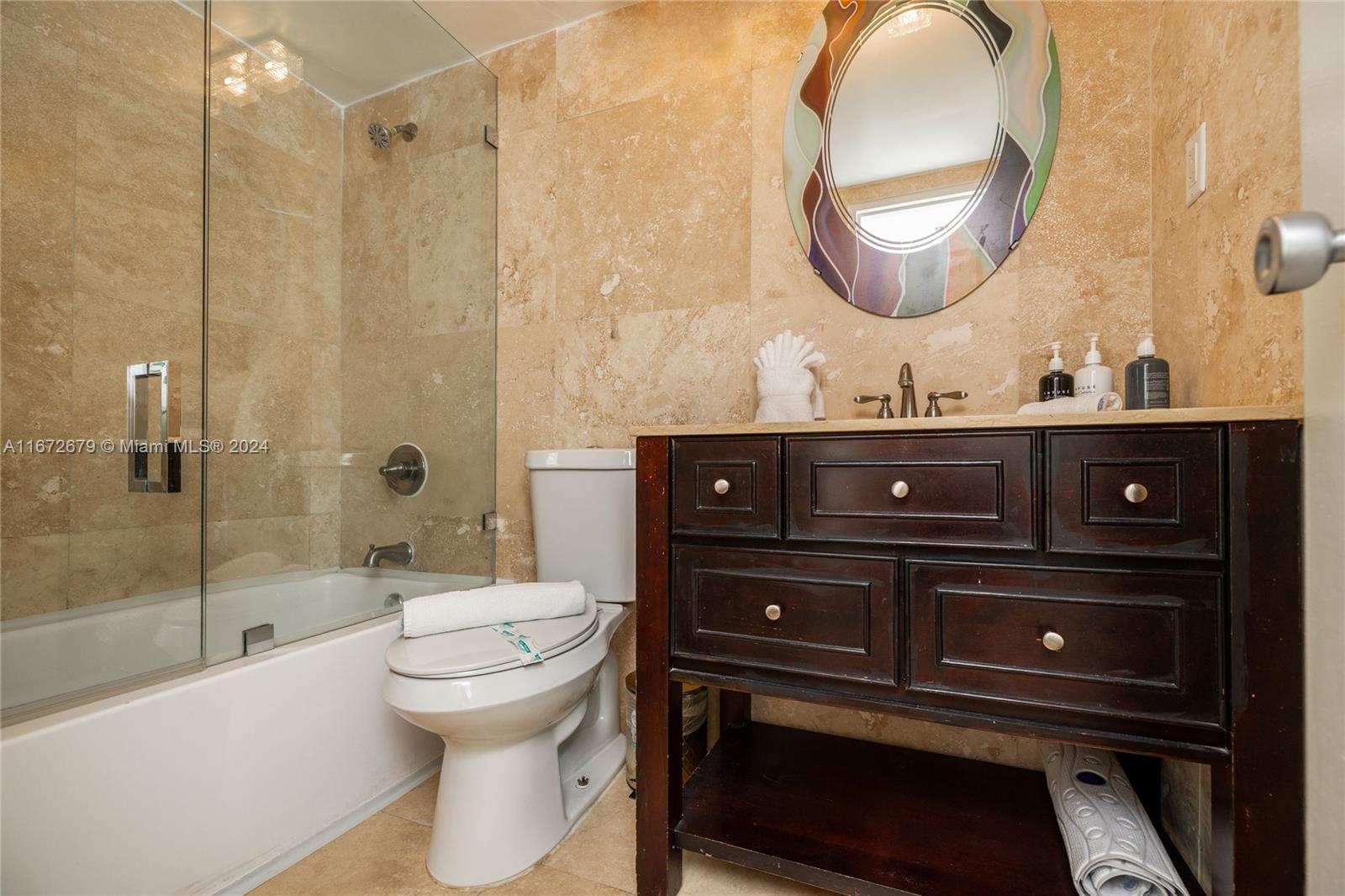 THE ALEXANDER CONDO - Residential