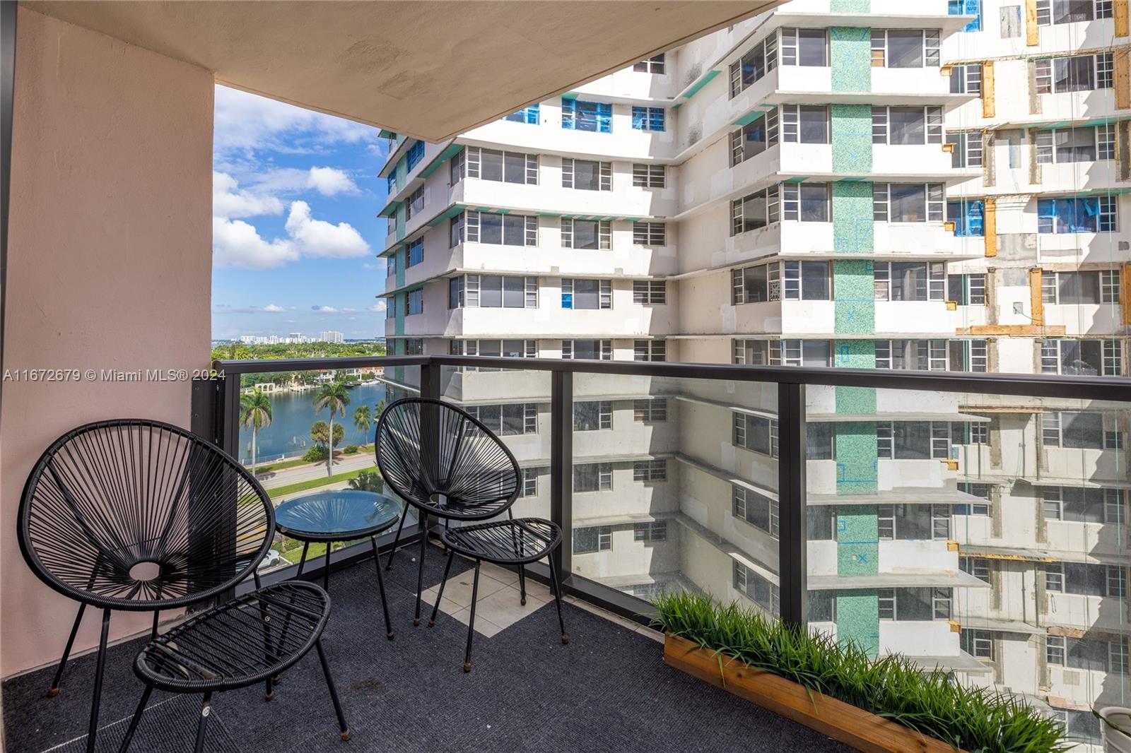 THE ALEXANDER CONDO - Residential