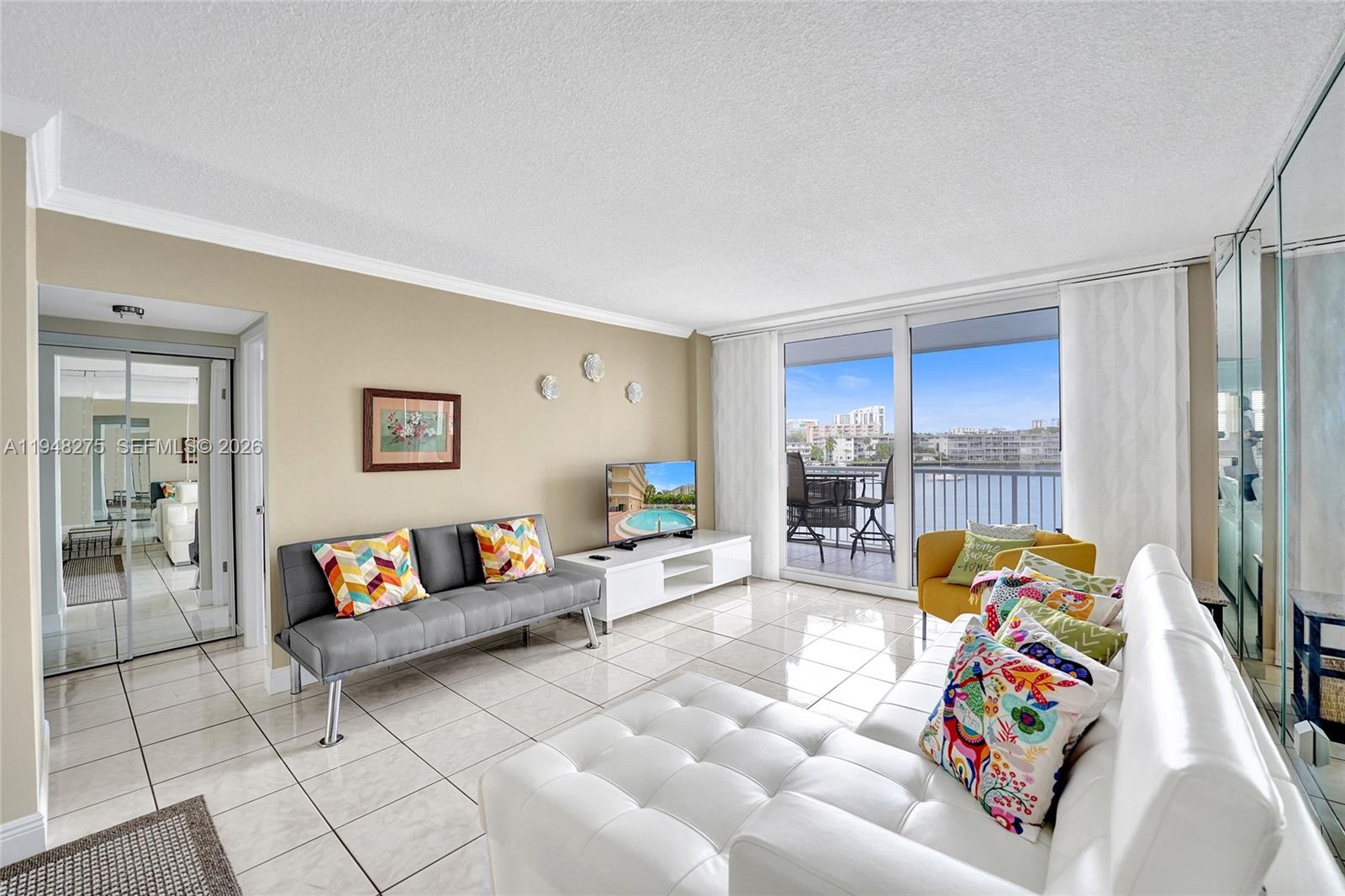 PARADISE TOWERS CO-OP - Residential
