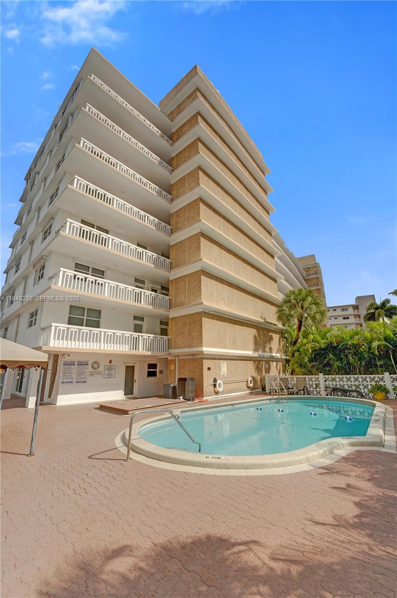 PARADISE TOWERS CO-OP - Residential