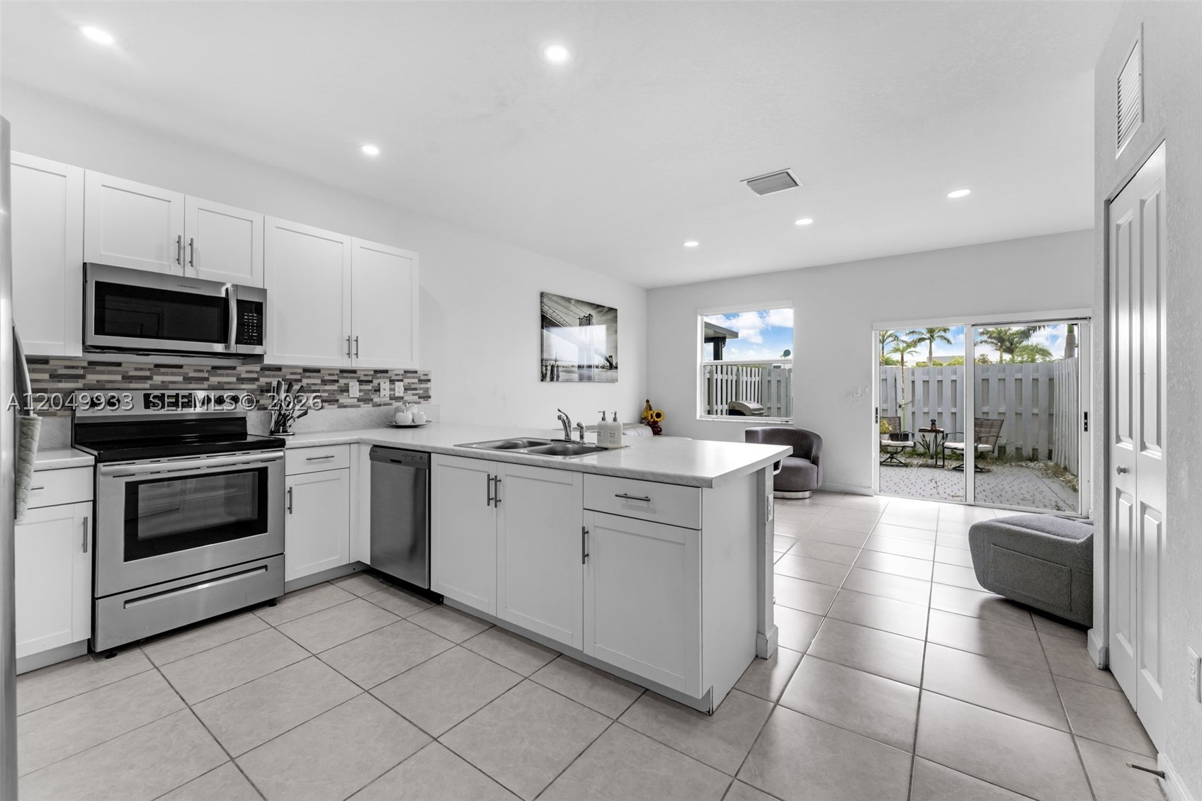 HOMESTEAD PARK OF COMMERC - Residential