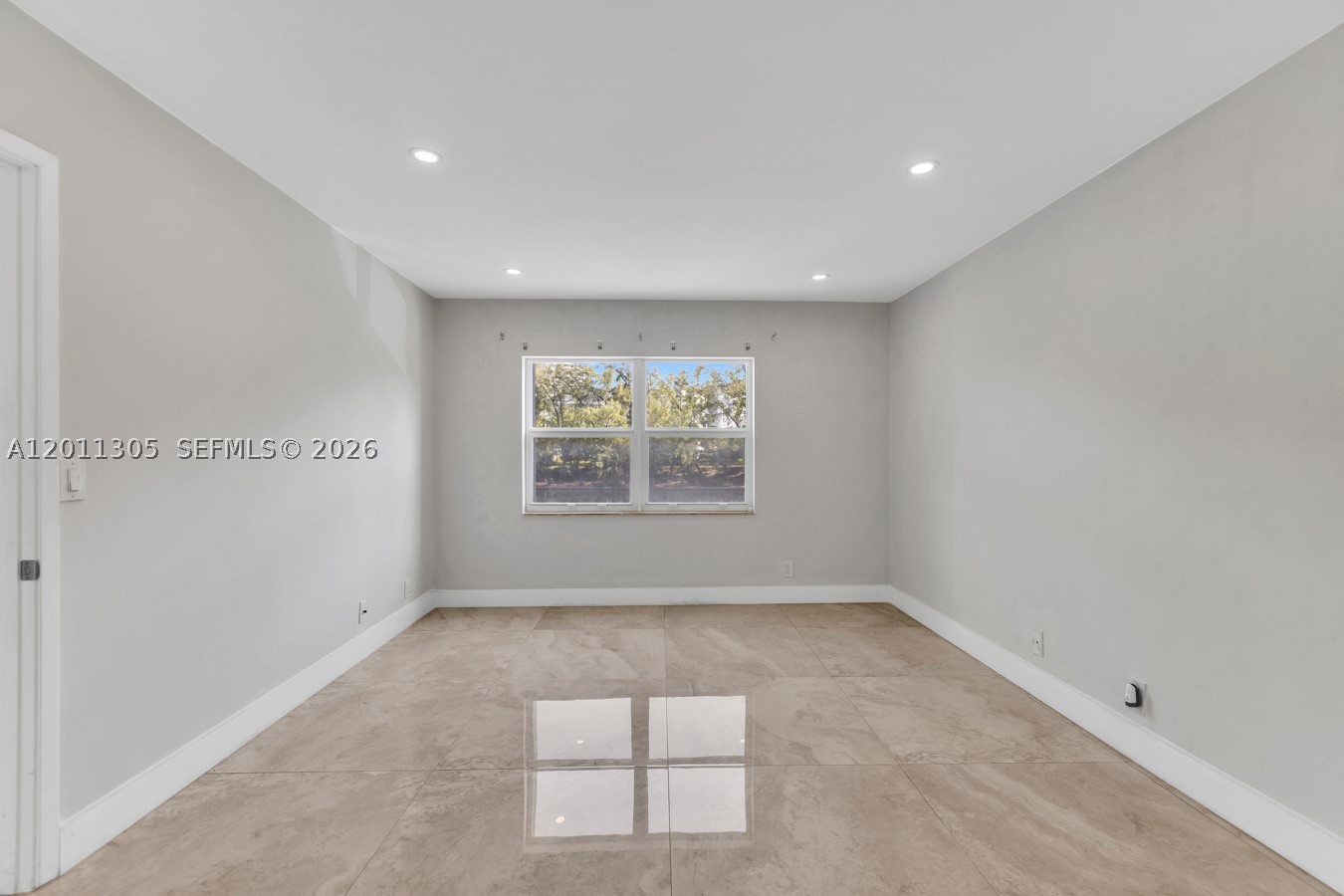 FAIRWAYS RIVIERA CONDO - Residential