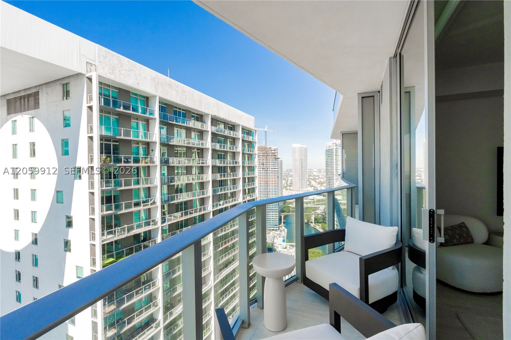 VIVEROY BRICKELL - Residential