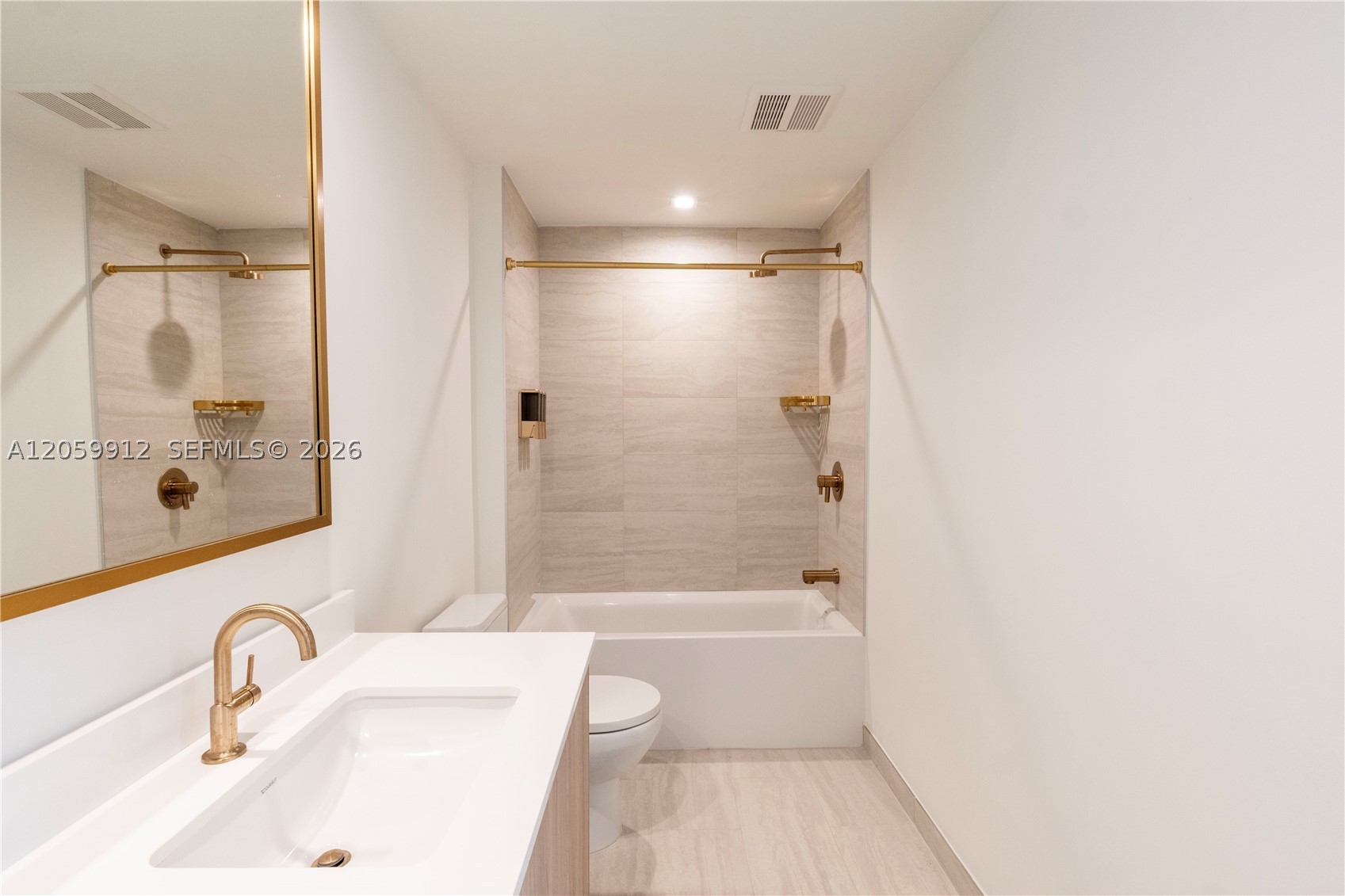 VIVEROY BRICKELL - Residential