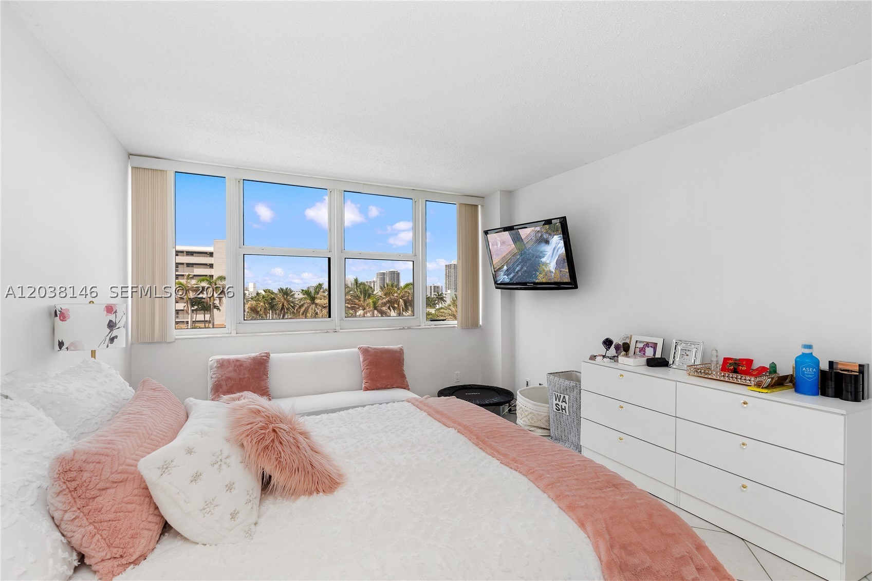 PARKER PLAZA CONDO ESTATE - Residential