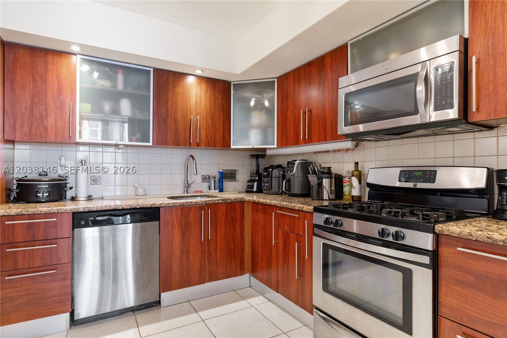 PARKER PLAZA CONDO ESTATE - Residential