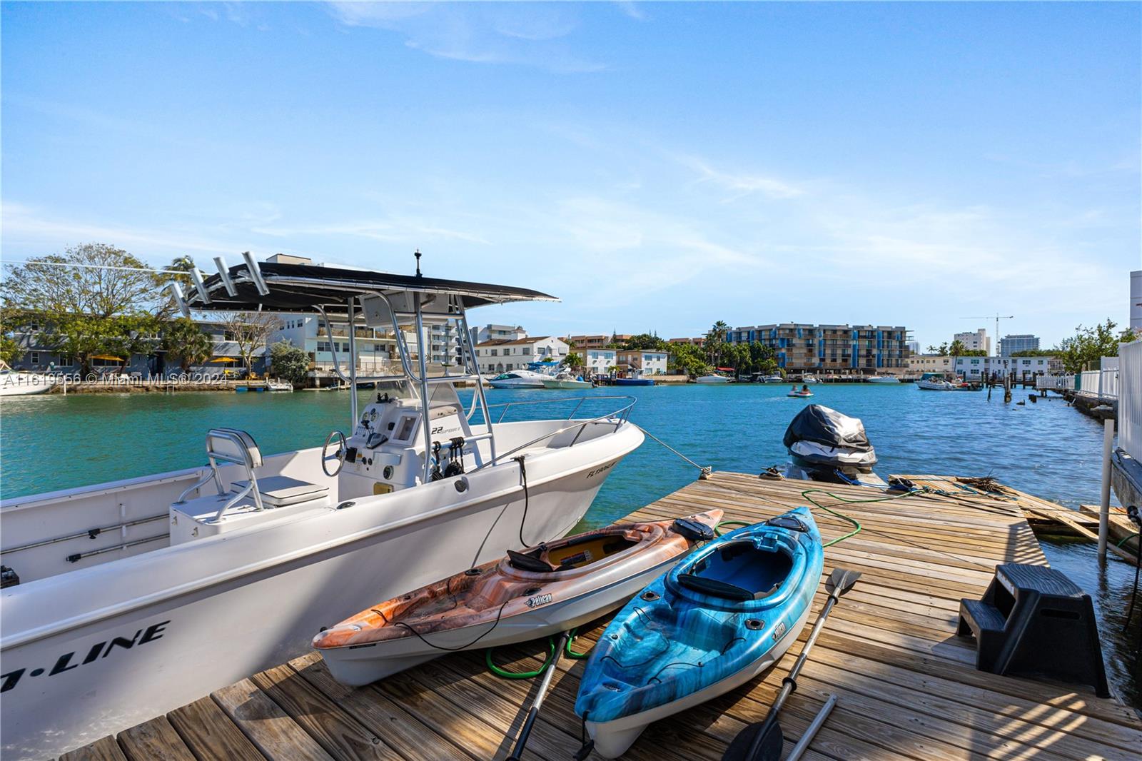 BISCAYNE BCH SUB - Residential