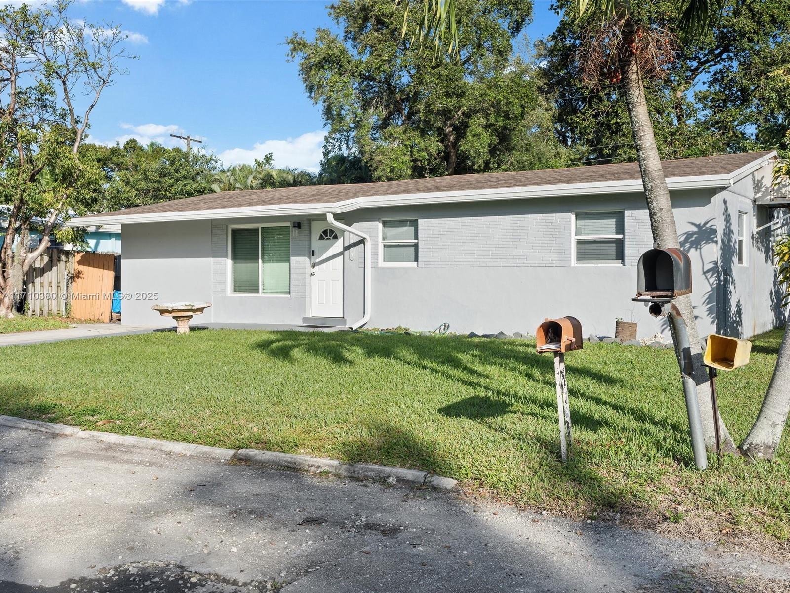 PLAYLAND ISLES - Residential