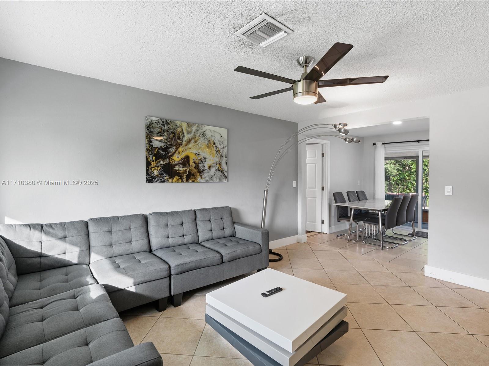 PLAYLAND ISLES - Residential