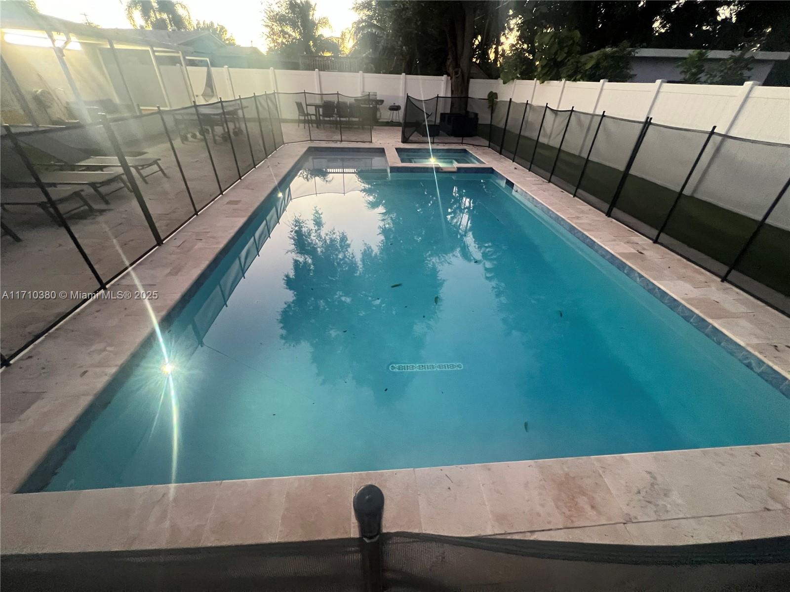 PLAYLAND ISLES - Residential