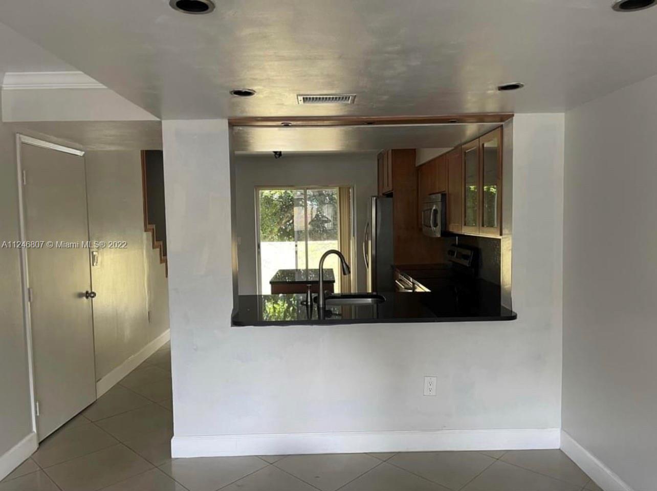 WATERVIEW CONDO - Residential Lease