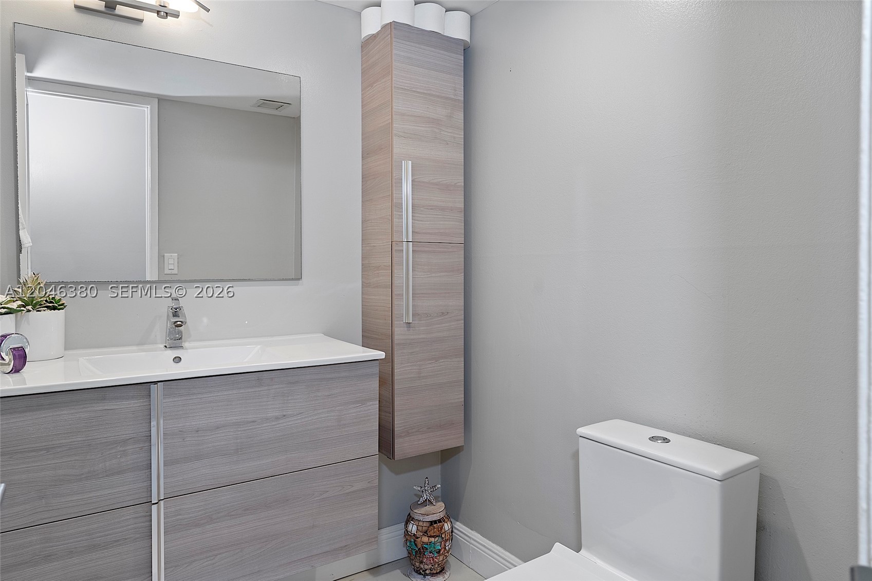 Pompana Beach Club Condo - Residential