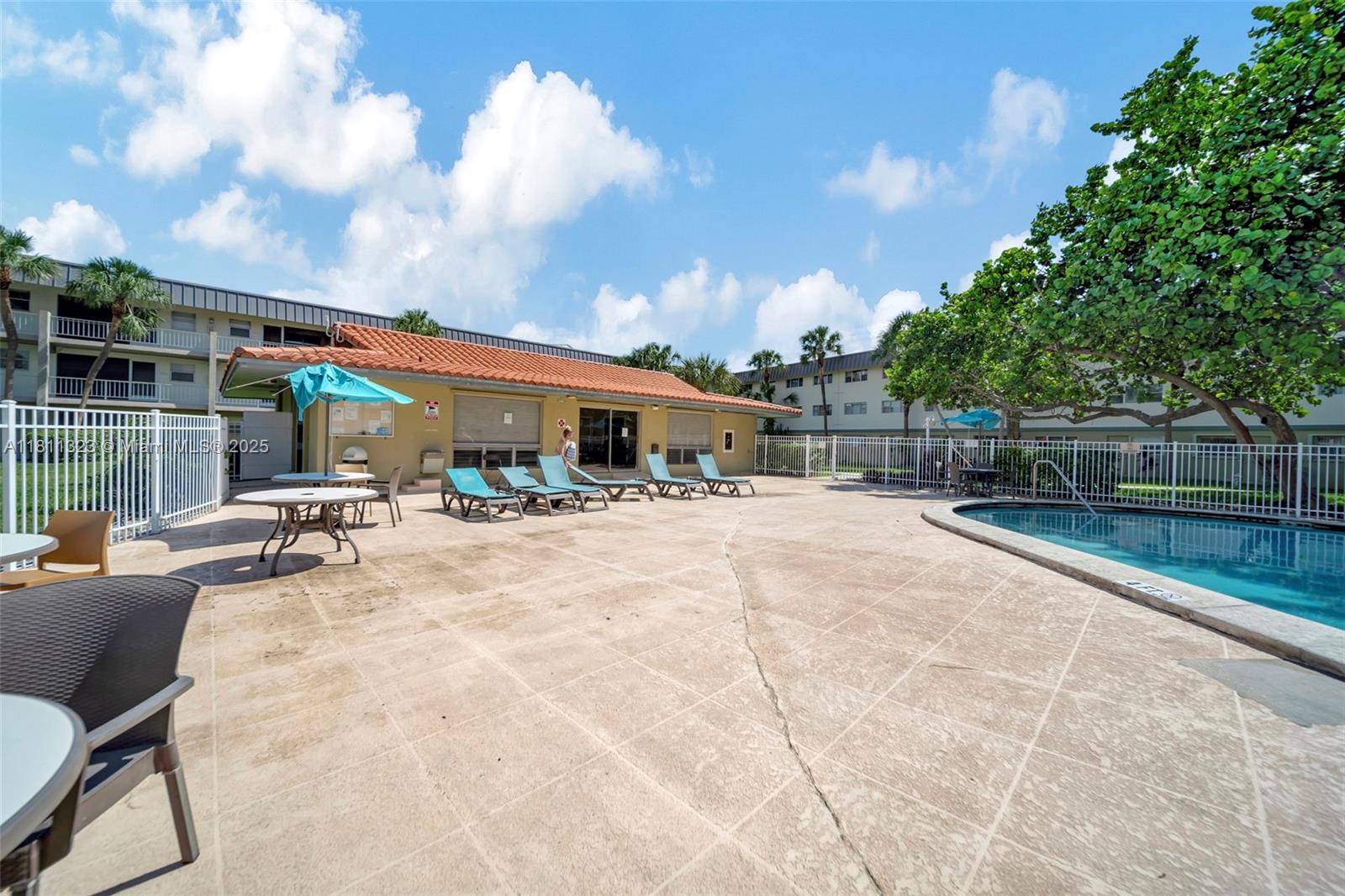 PARADISE BY THE SEA CONDO - Residential Lease