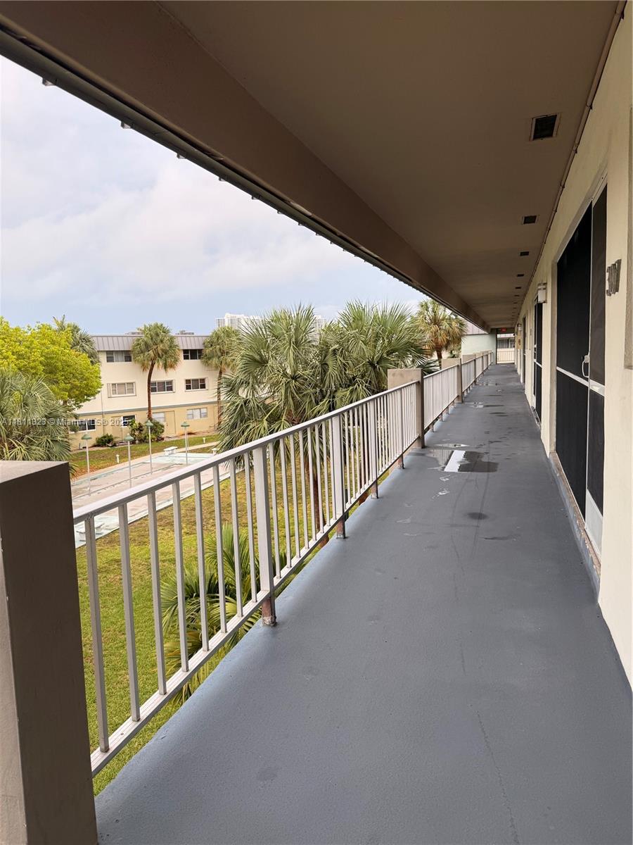 PARADISE BY THE SEA CONDO - Residential Lease