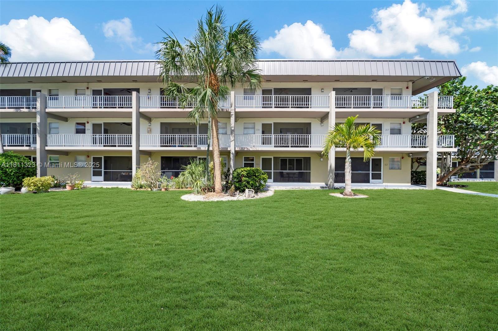 PARADISE BY THE SEA CONDO - Residential Lease