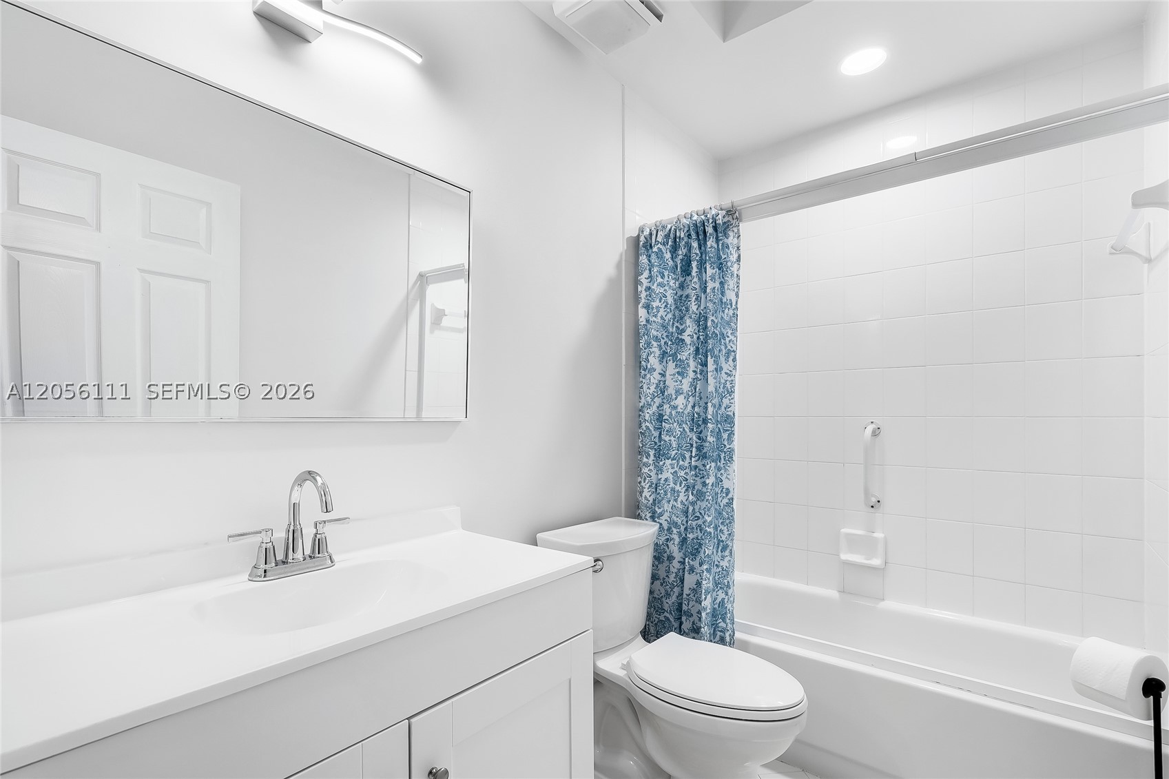 LAKES OF SHERBROOKE PH 9 - Residential