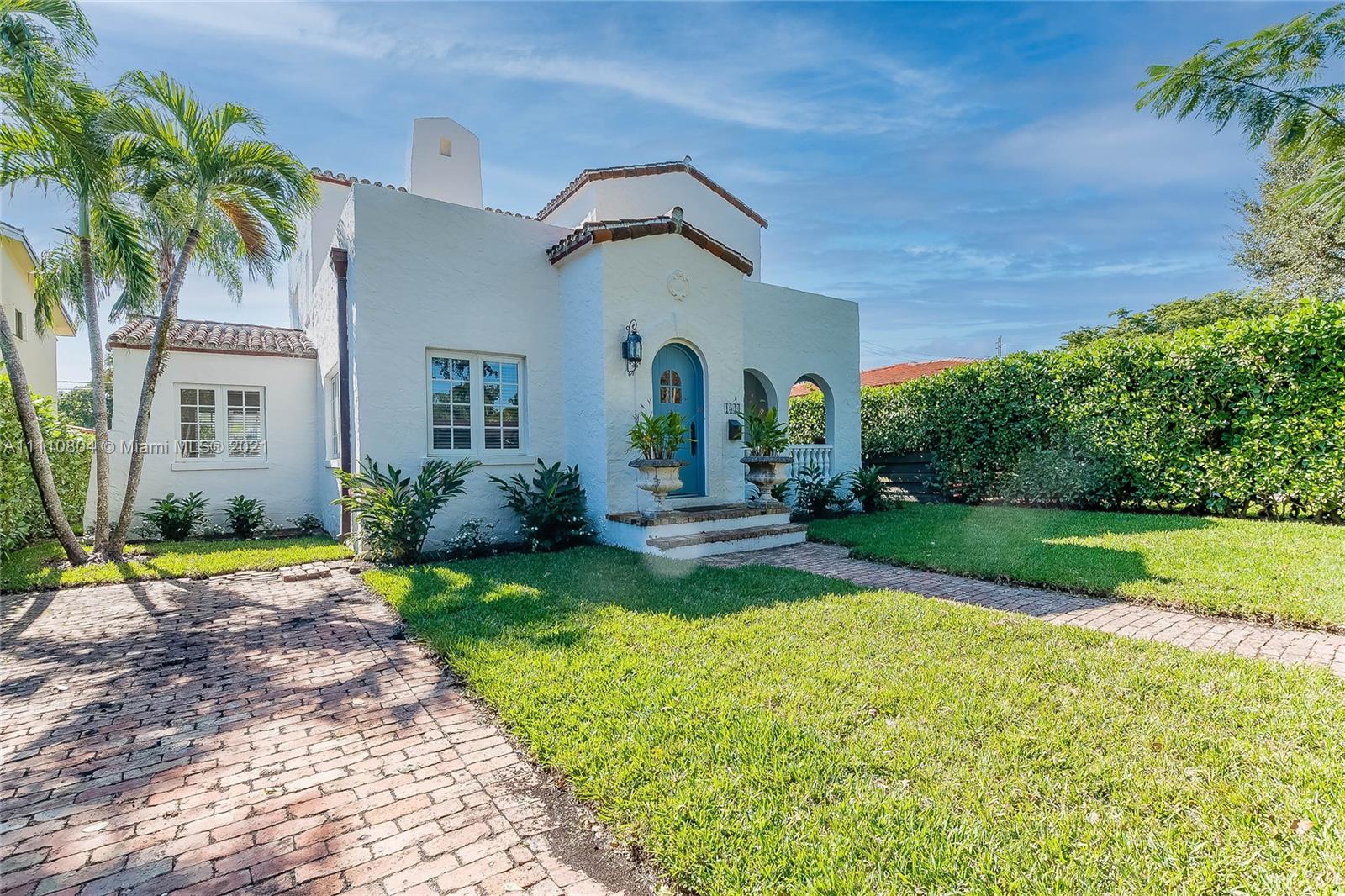 CORAL GABLES COUNTRY CLUB - Residential Lease