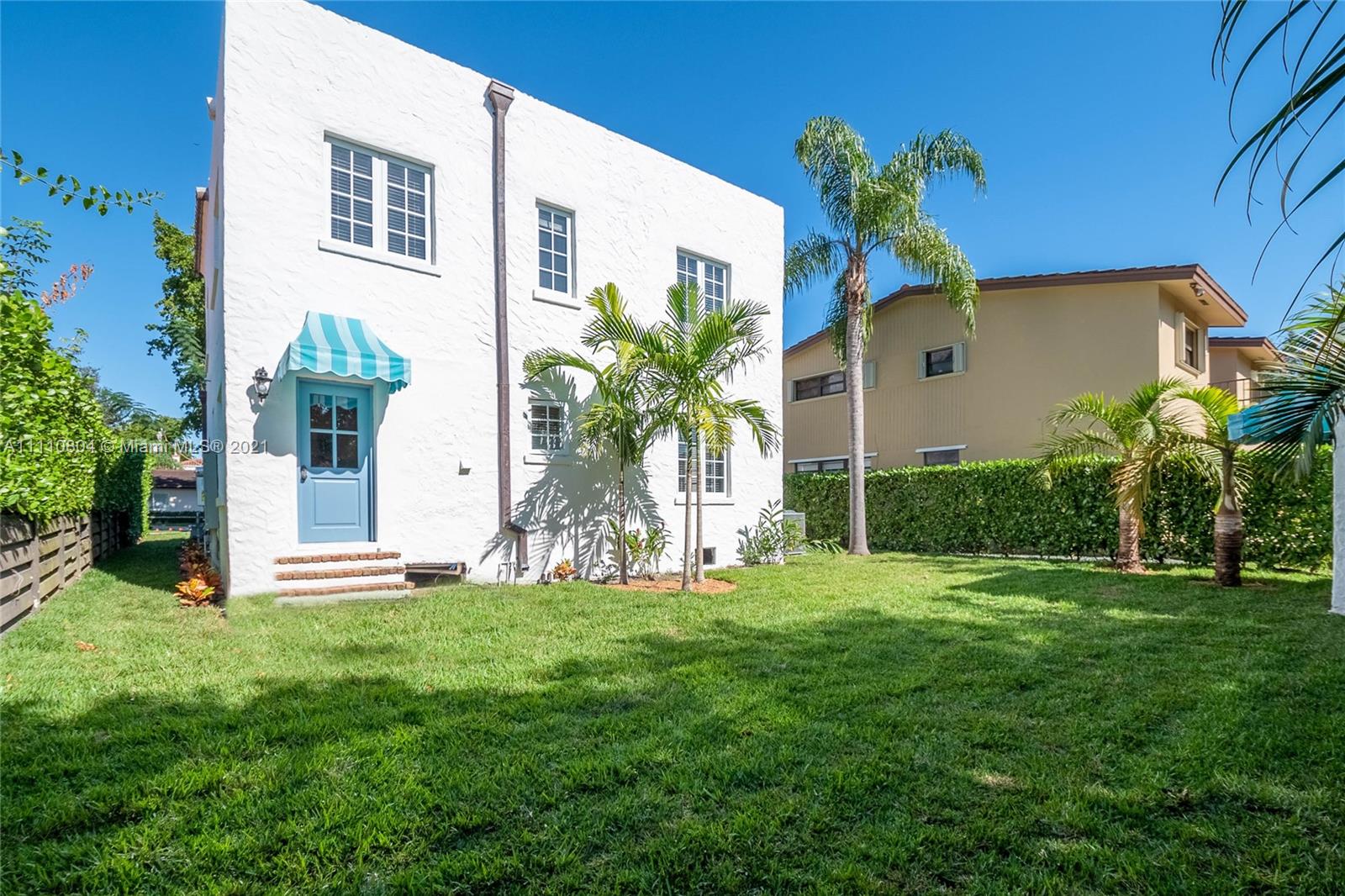 CORAL GABLES COUNTRY CLUB - Residential Lease