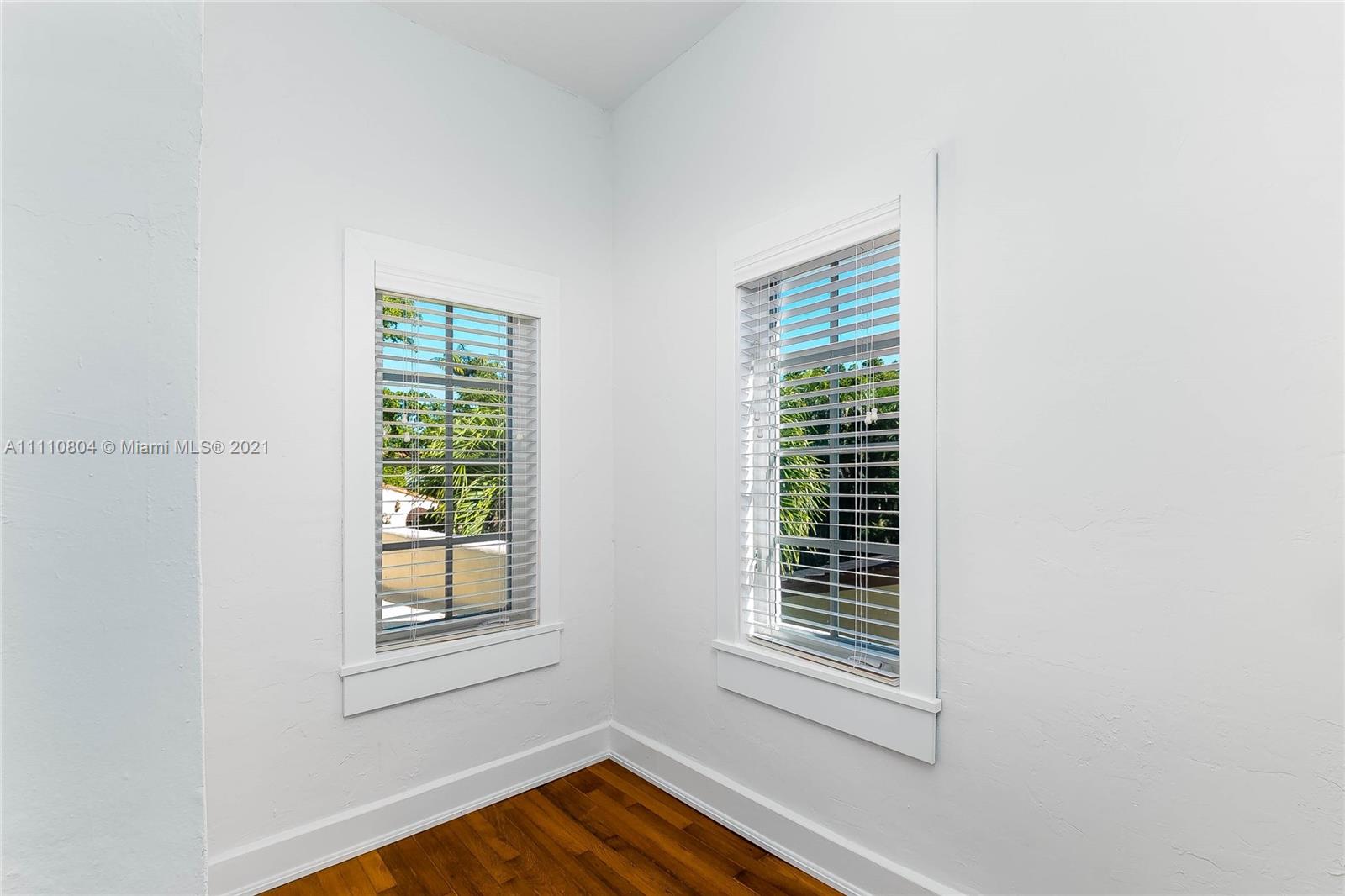 CORAL GABLES COUNTRY CLUB - Residential Lease