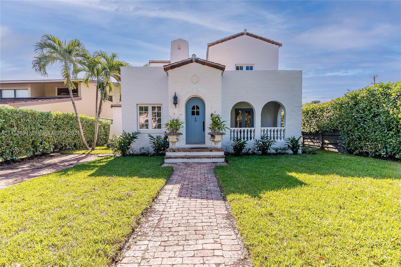 CORAL GABLES COUNTRY CLUB - Residential Lease