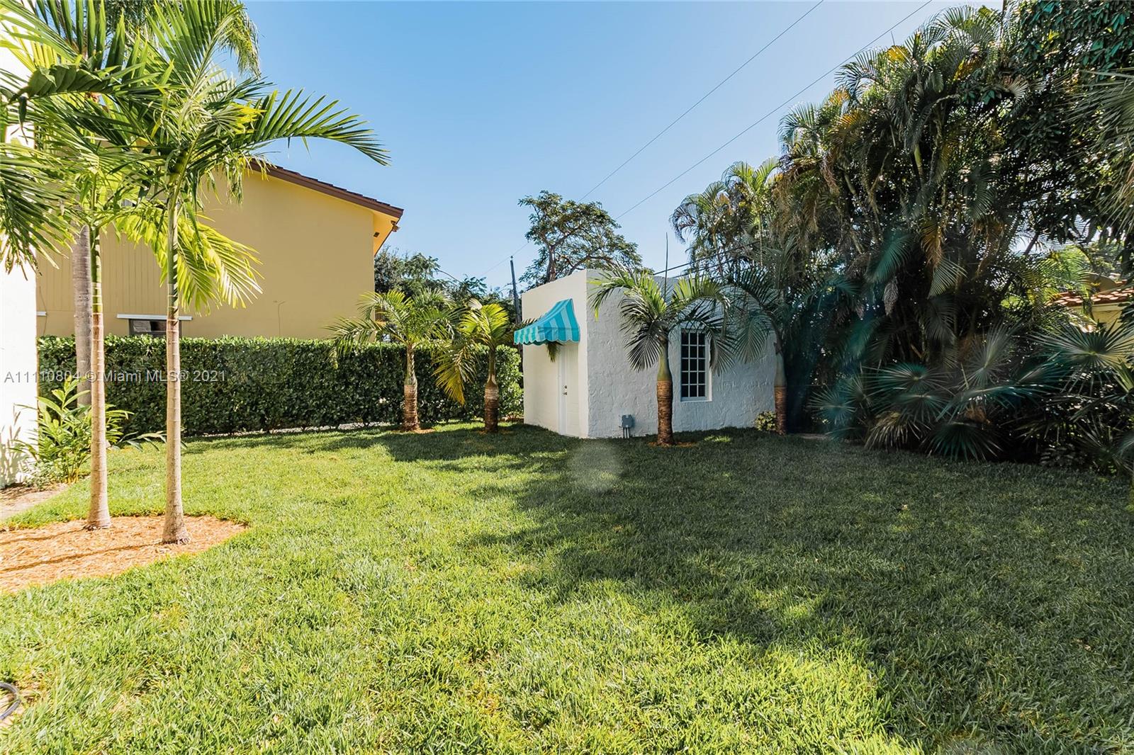 CORAL GABLES COUNTRY CLUB - Residential Lease