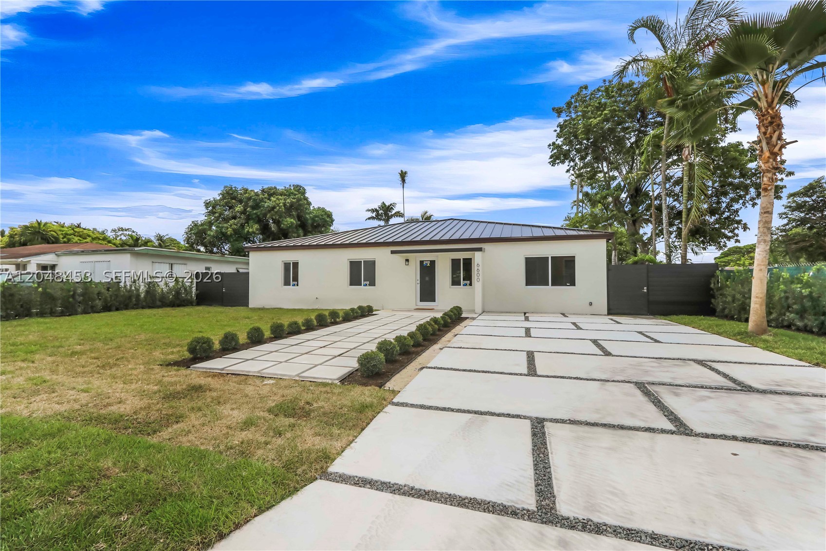 BIRD ROAD TERRACE - Residential