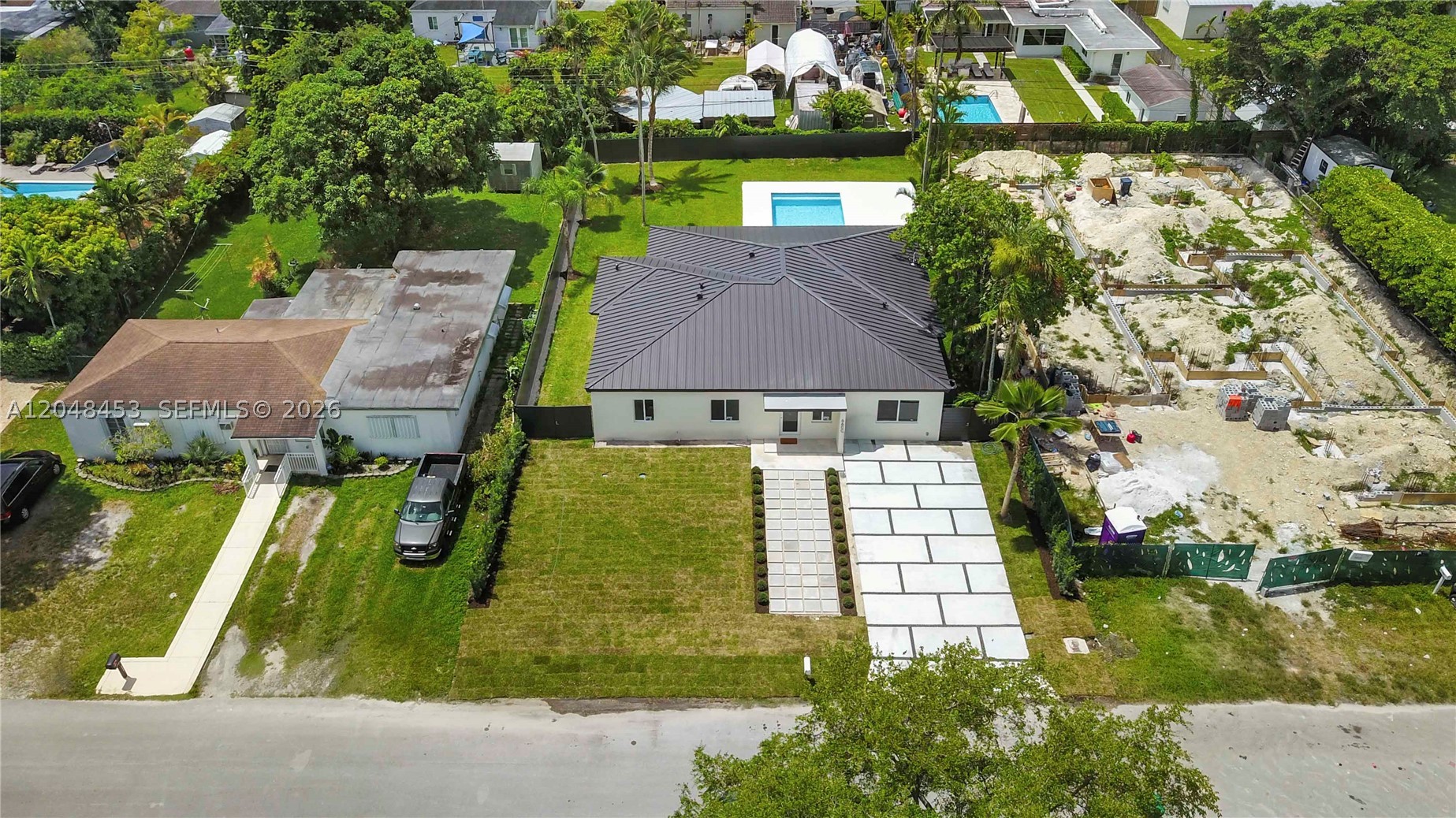 BIRD ROAD TERRACE - Residential