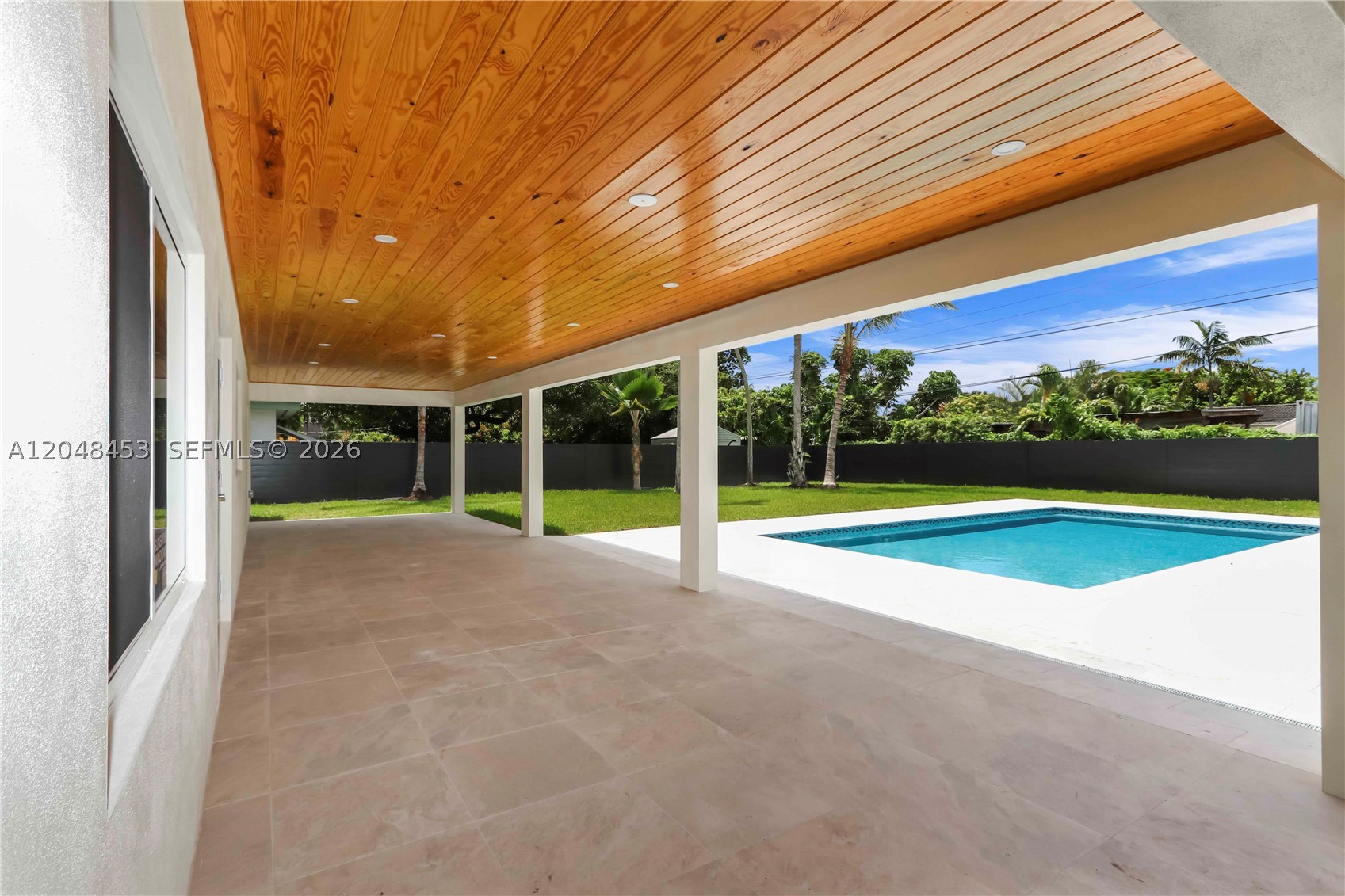 BIRD ROAD TERRACE - Residential
