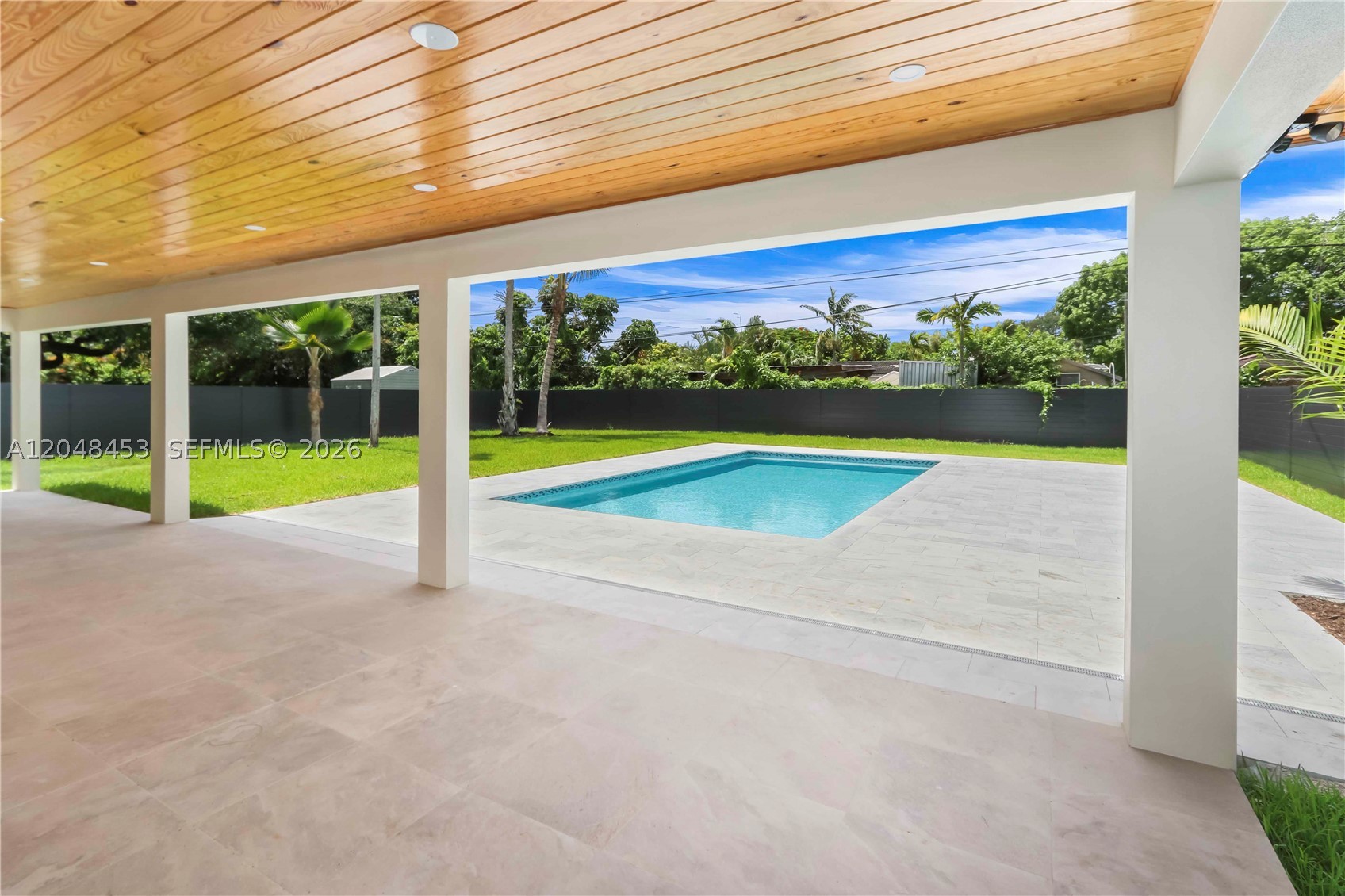 BIRD ROAD TERRACE - Residential