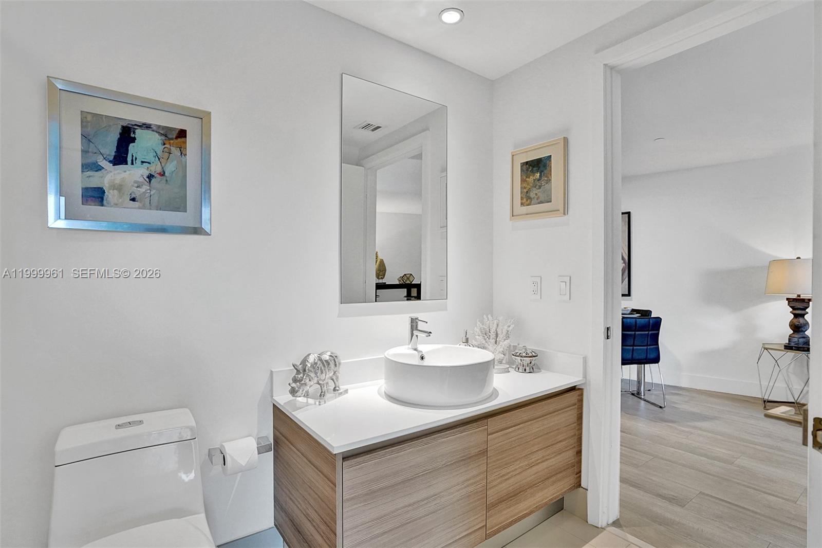 3401 MIDTOWN CONDO - Residential