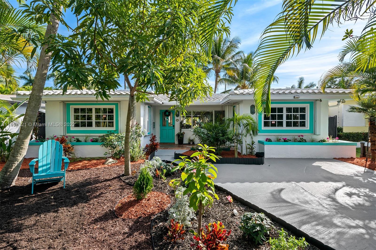 HOLLYWOOD LAKES SEC - Residential
