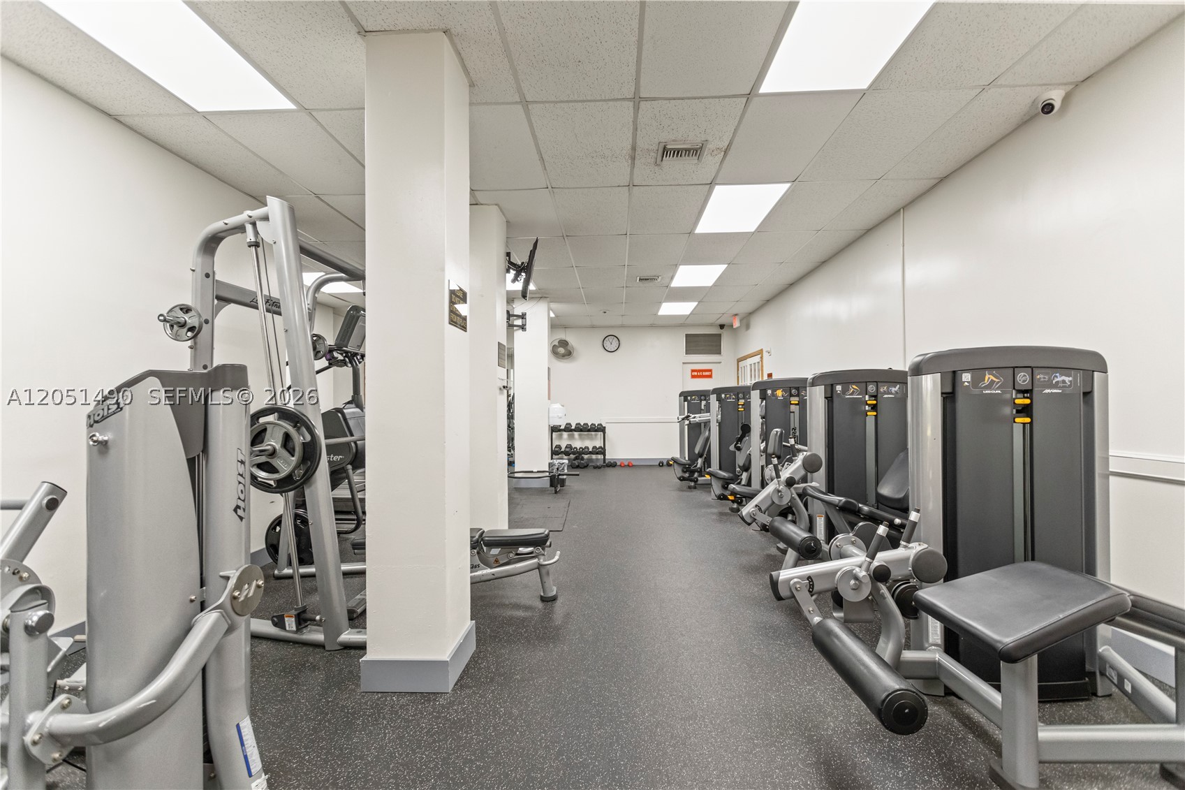 HALLMARK OF HOLLYWOOD CON - Residential Lease