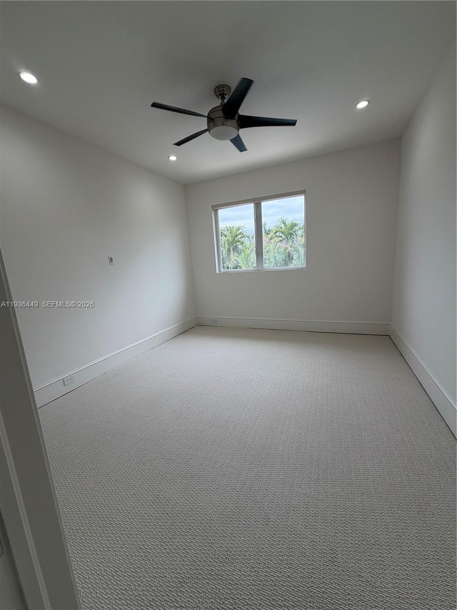 CUTLER OAKS ESTATES - Residential