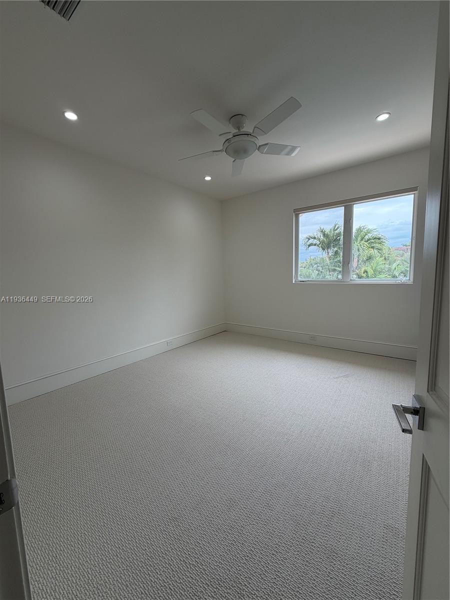 CUTLER OAKS ESTATES - Residential