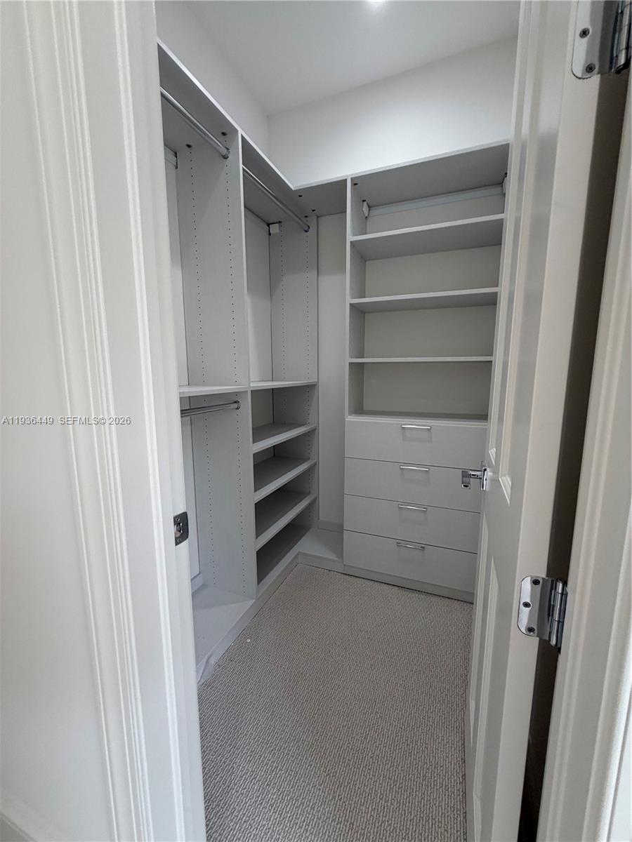 CUTLER OAKS ESTATES - Residential