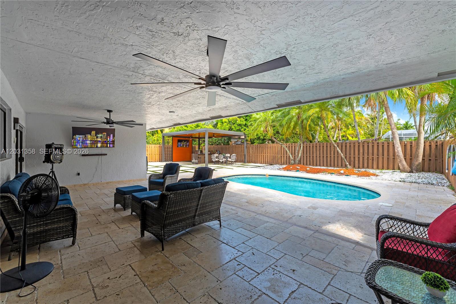 OAKWOOD AT THE HAMMOCKS - Residential