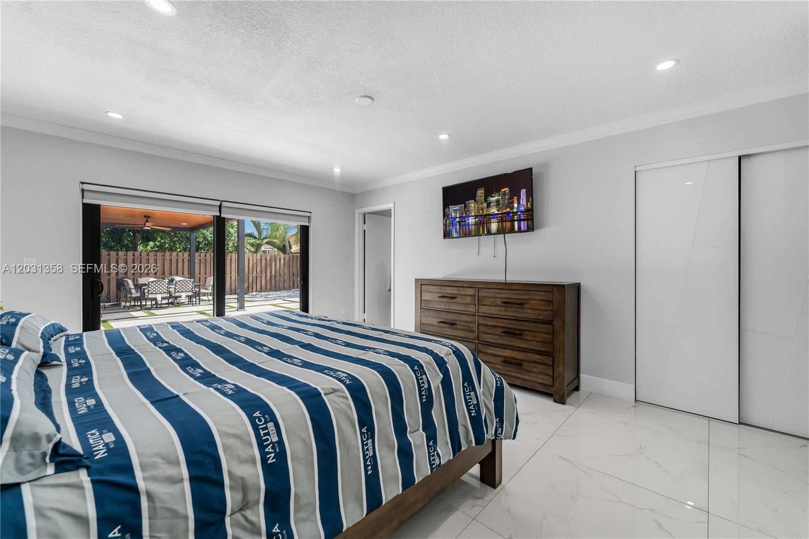 OAKWOOD AT THE HAMMOCKS - Residential